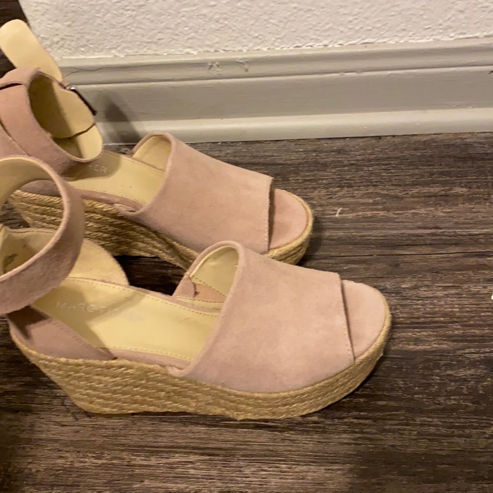 Brand new Marc Fisher platform sandals never worn